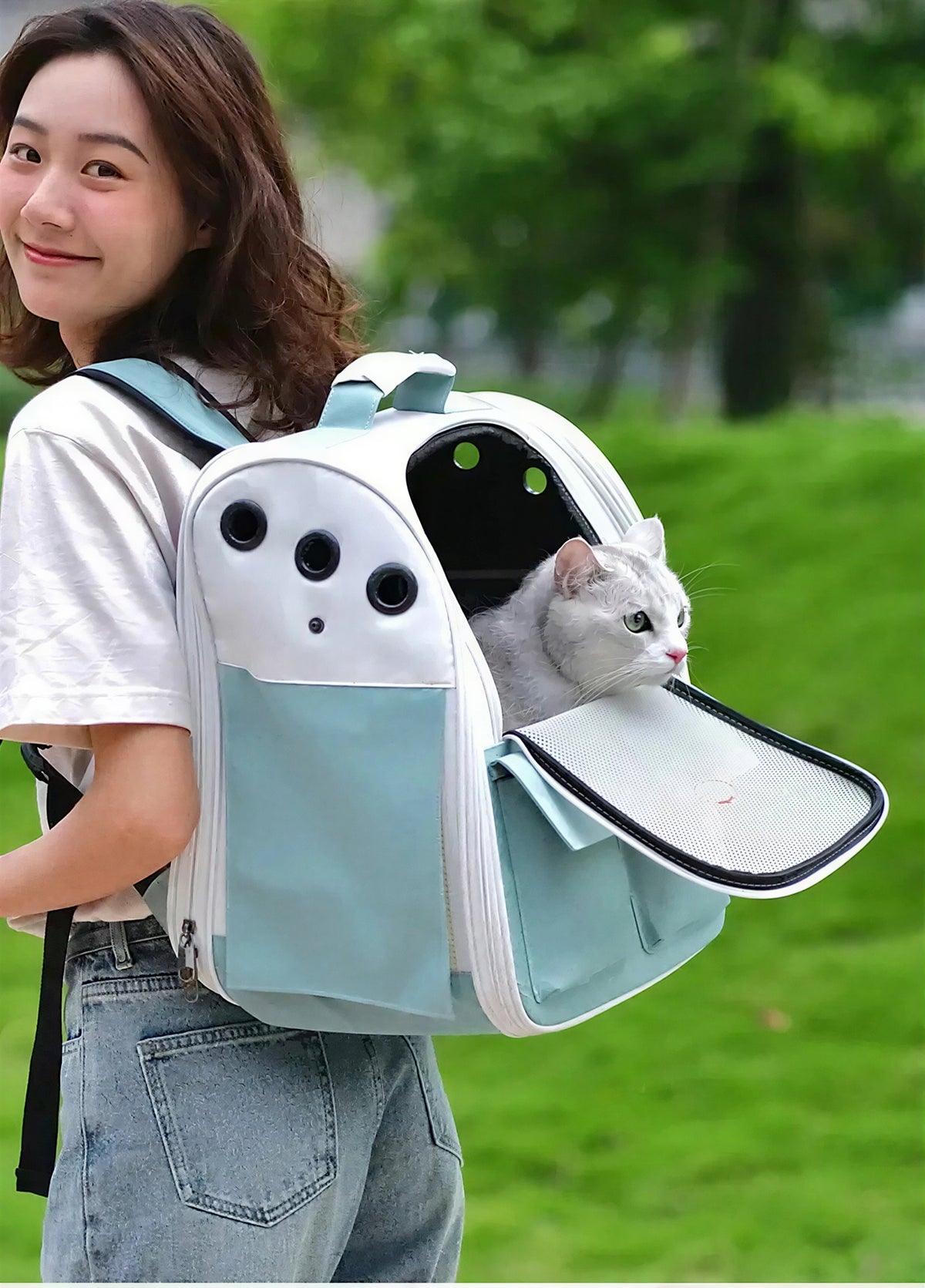 Sac à dos vert pliable et ventilé pour chat - vue 2