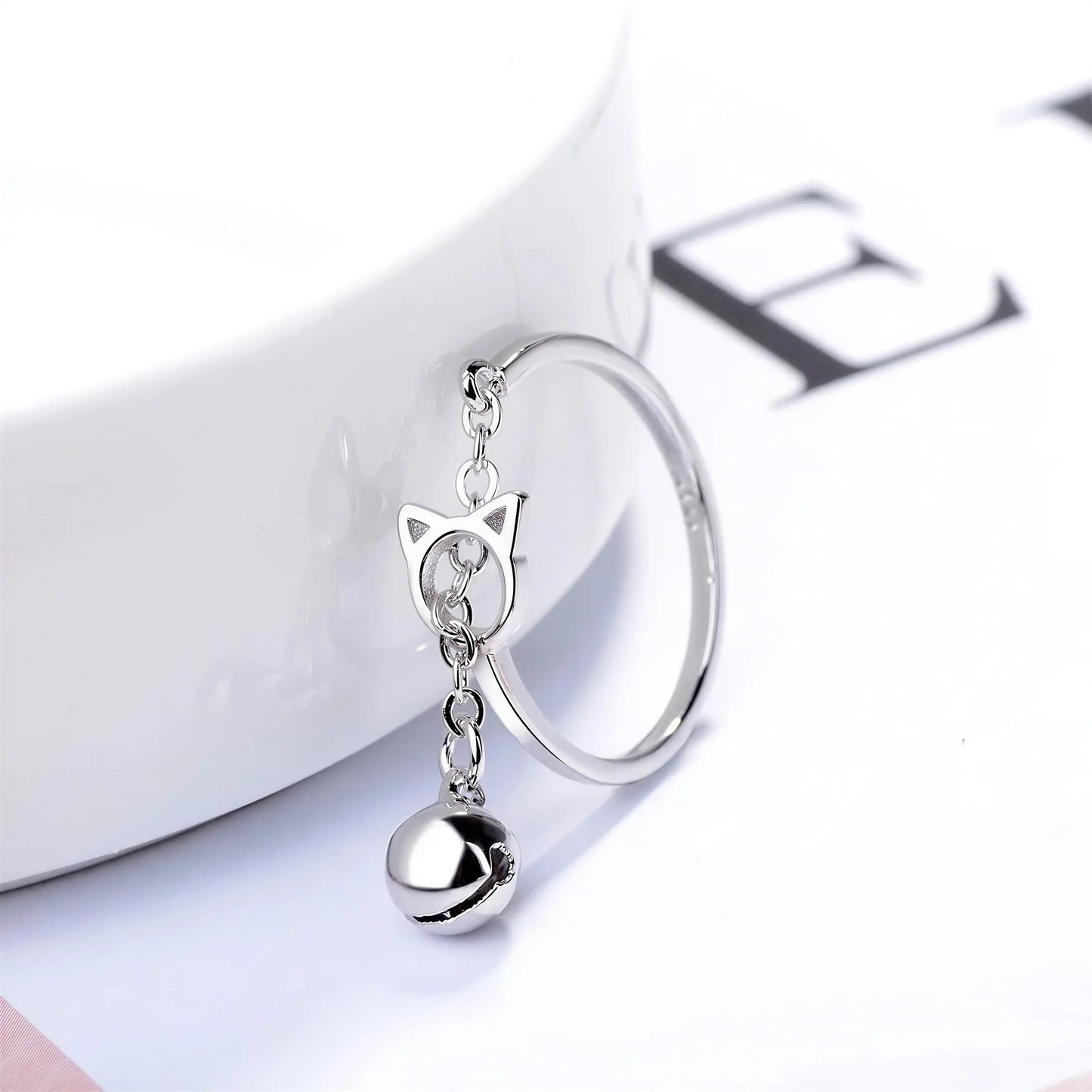 Bague avec anneau en tête de chat et pendentif avec une cloche Pour toi Mon chat