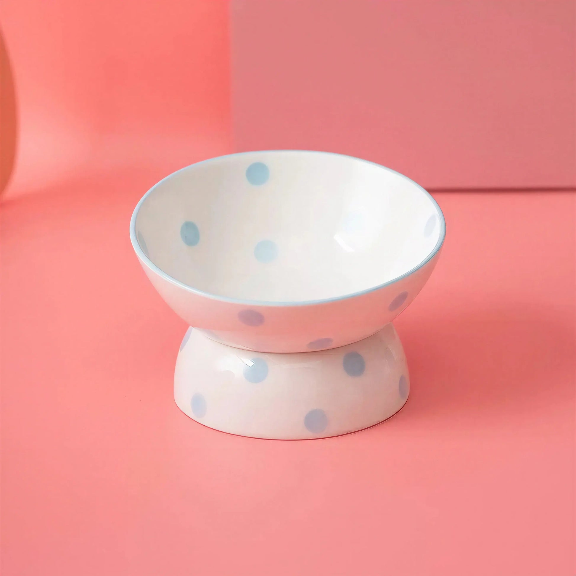 Bol en céramique à pois surélevé pour chat Pour toi Mon chat