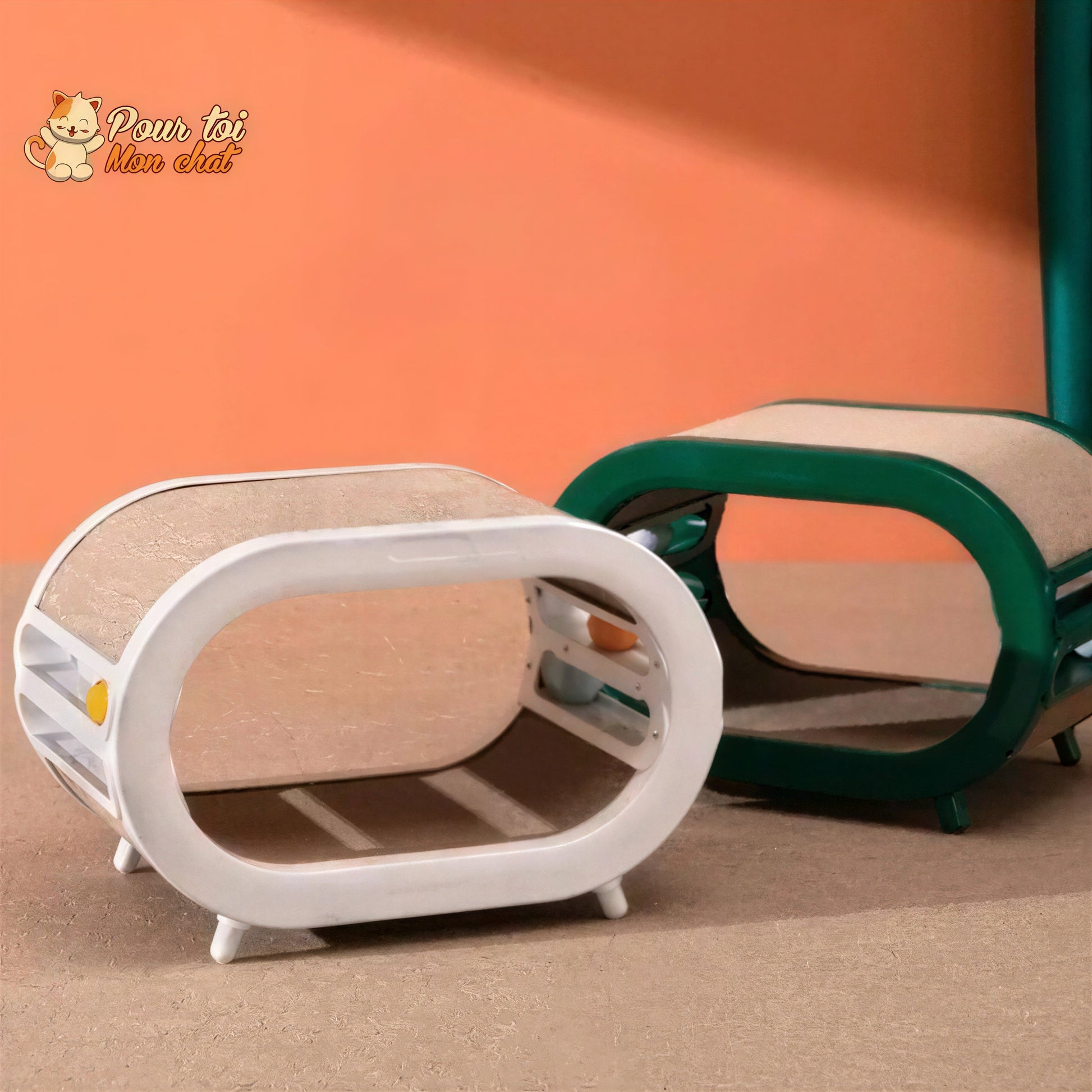 Griffoir ludique, design et spacieux pour chats Pour toi Mon chat