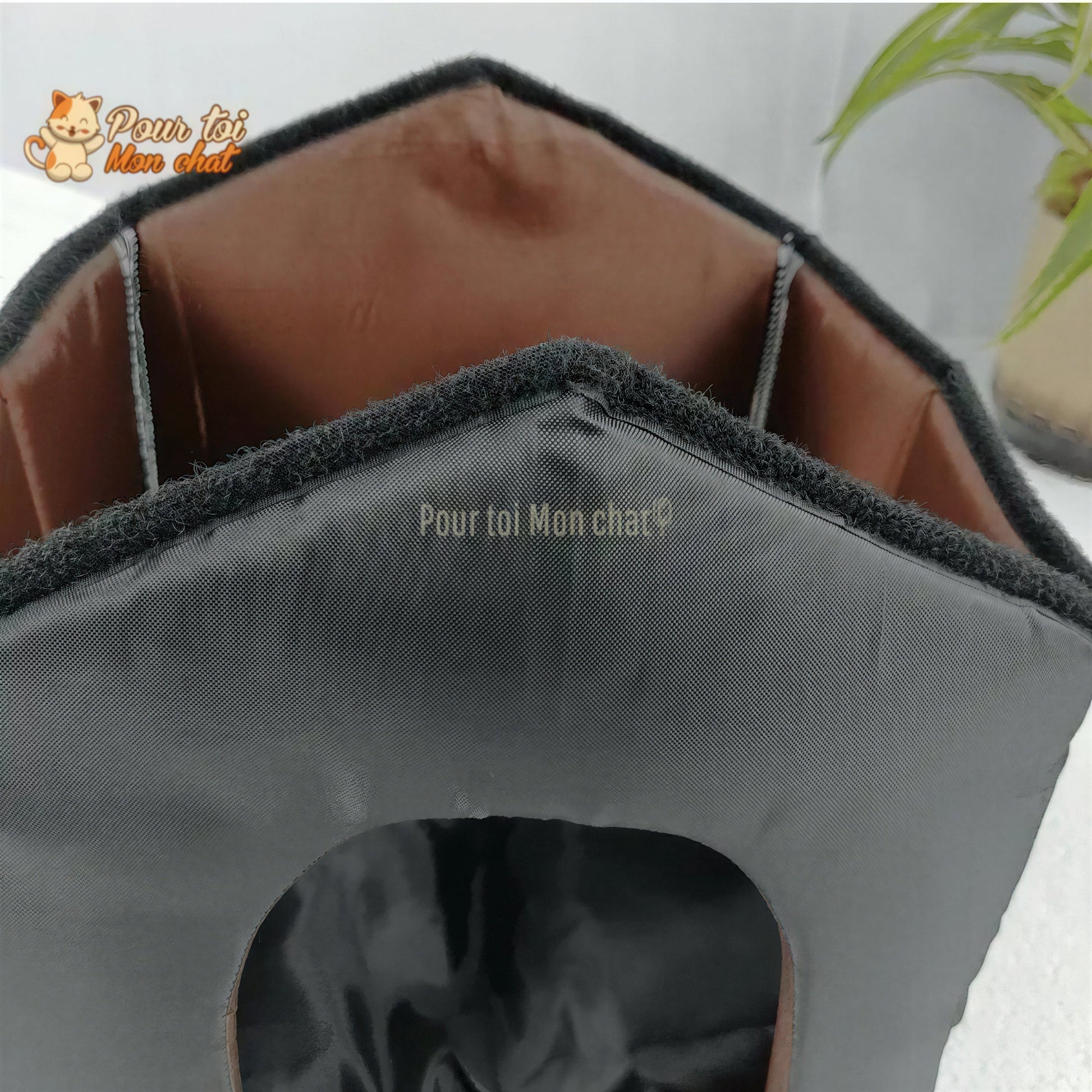 MAISON ÉTANCHE POUR CHAT D’EXTÉRIEUR - CABANE4CAT™ Pour toi Mon chat