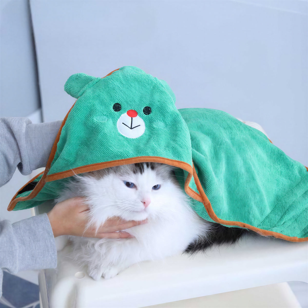 Serviette de nettoyage douce et absorbante pour chat - vue 2
