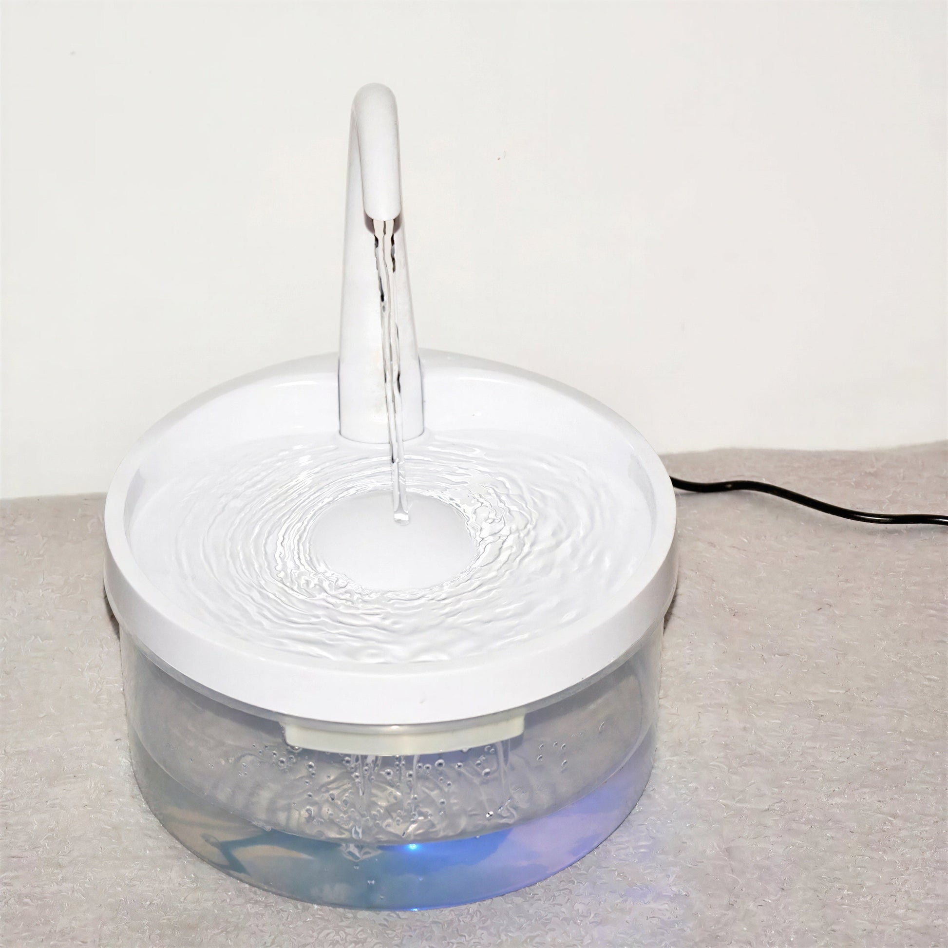 Fontaine à eau automatique silencieuse avec filtration et lampe pour chat Pour toi Mon chat